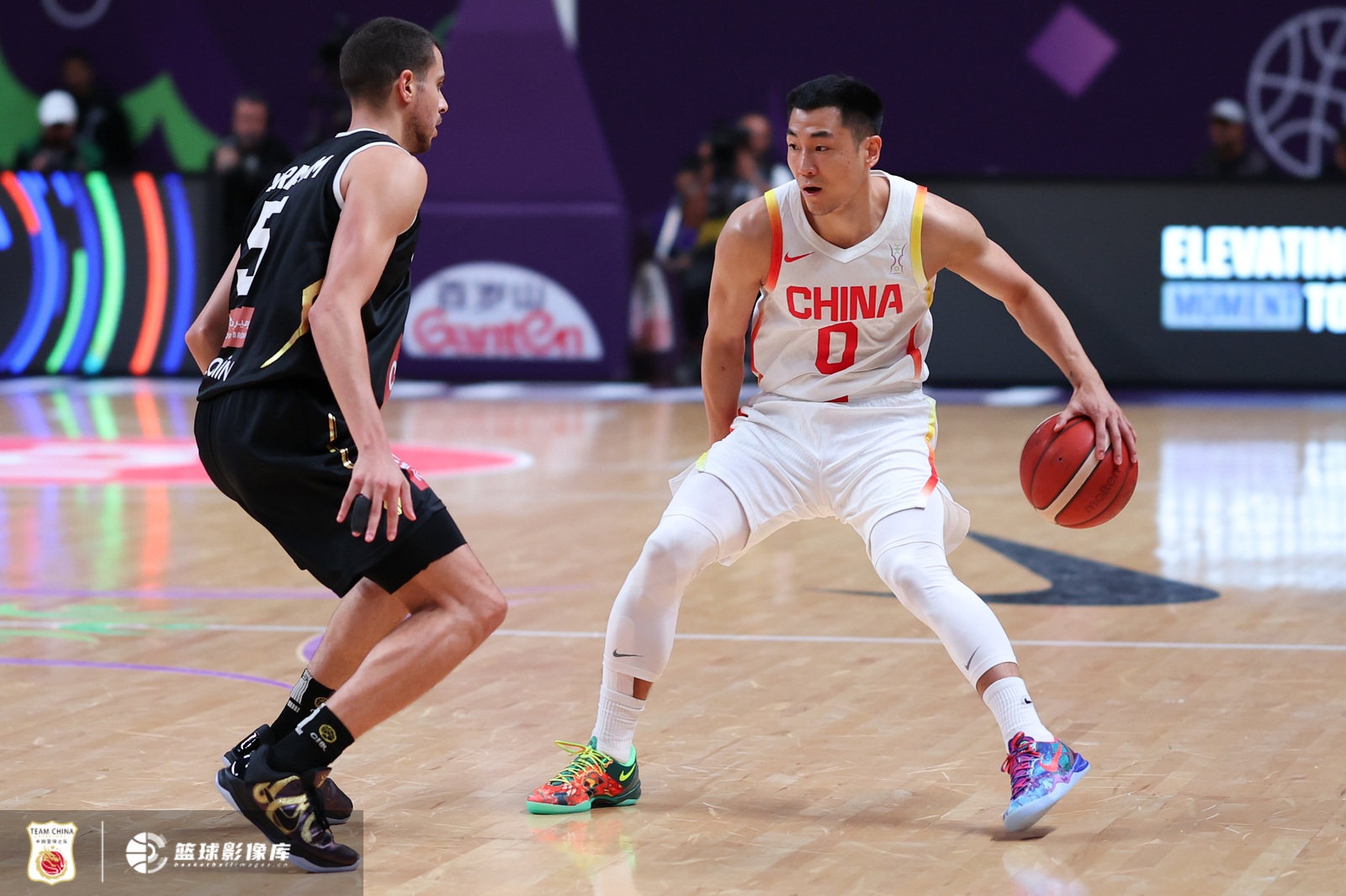 媒体人：能用的后卫基本都伤完 最后可能又是廖三宁高诗岩当主力