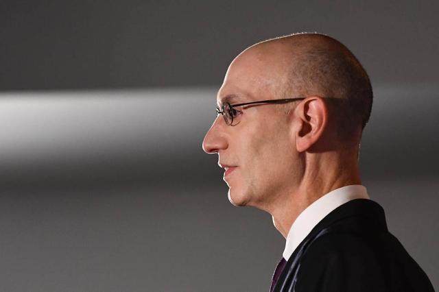 1627120376322021108.jpg 乐鱼电脑版官网-总决赛收视率回暖 NBA继续瞄准750亿超级转播合同